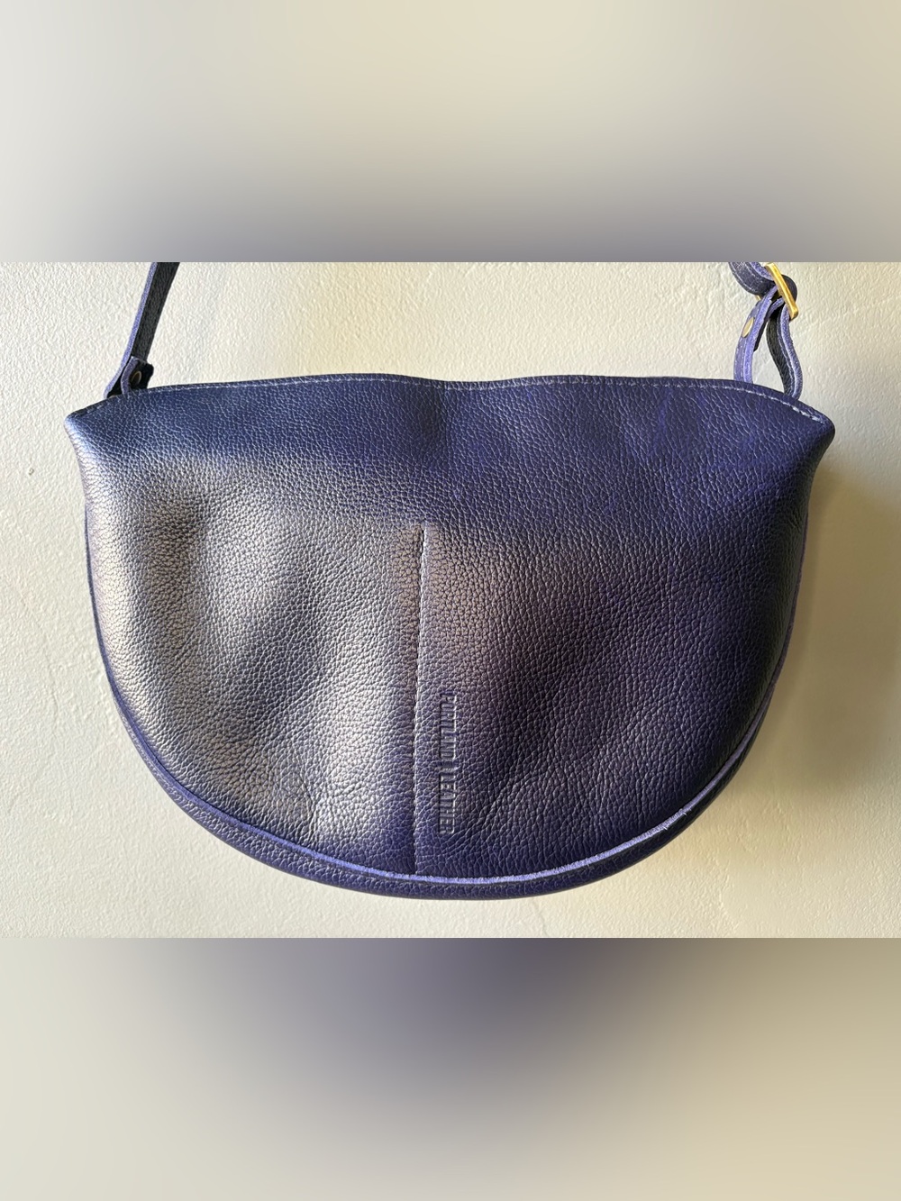 Portland Leather Navy Koala Sling Bag - Picture 10 of 11